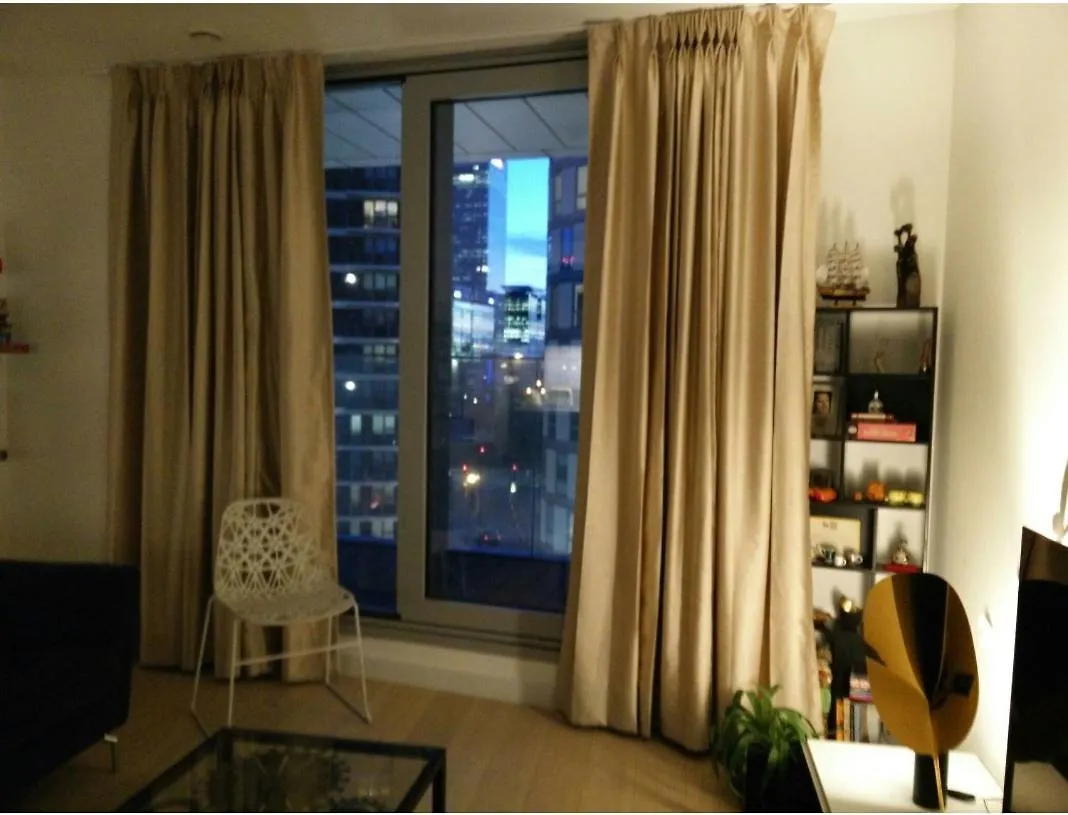 Private Room In Luxury Canary Wharf Apartment London United Kingdom